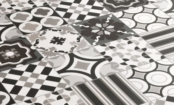 Patchwork B&W Mix 20x20