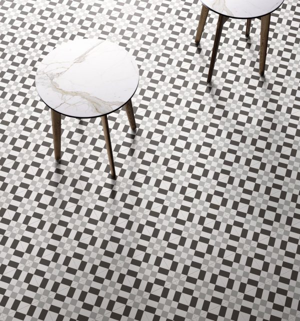 Patchwork B&W 02 20x20